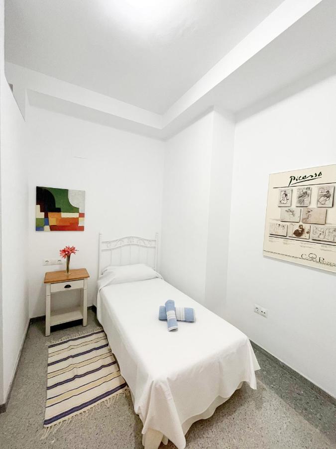 Amplio Apartamento En Av. Carlos Haya Málaga Esterno foto